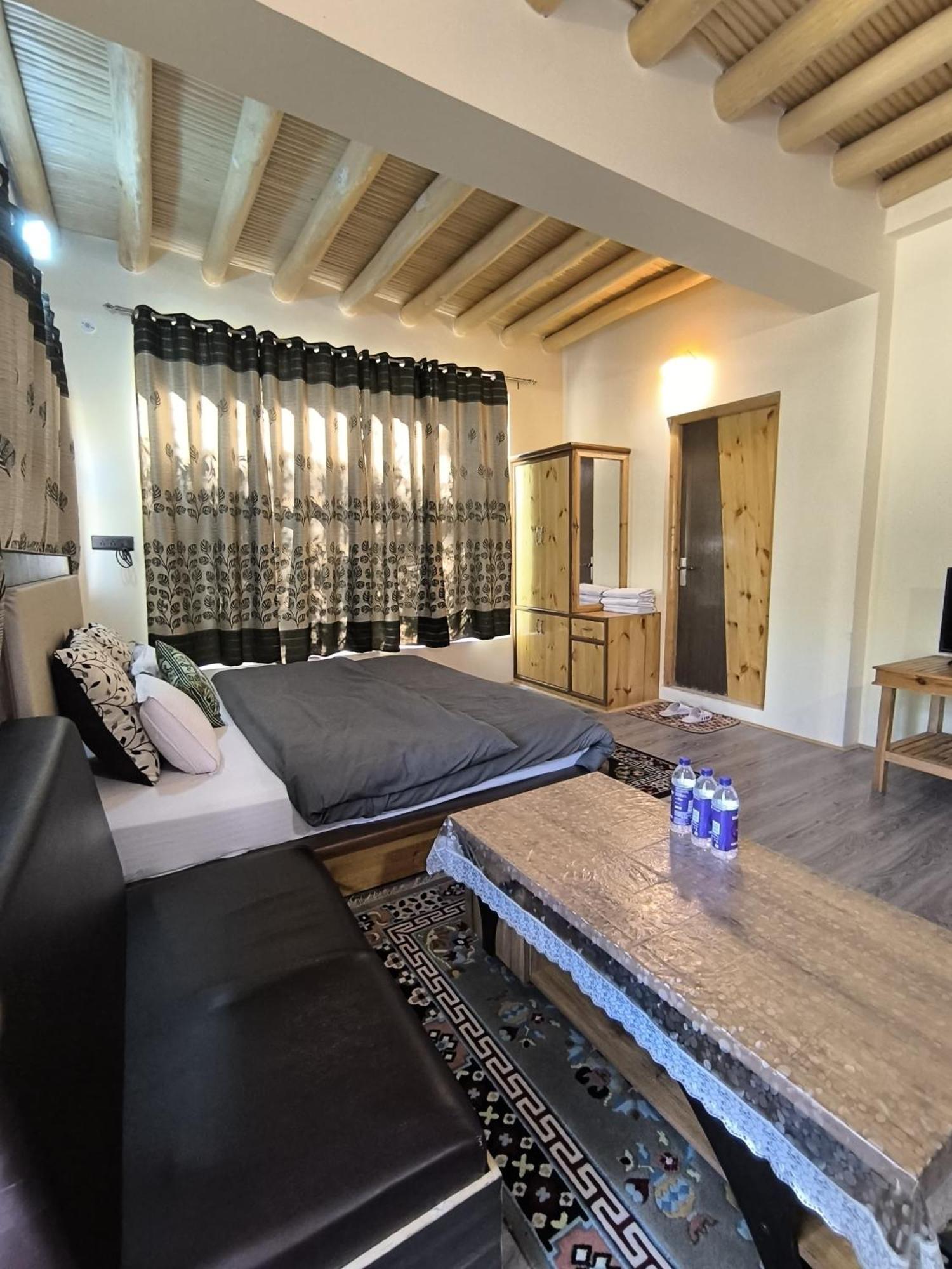 Hidden Leaf Homestay Leh Værelse billede